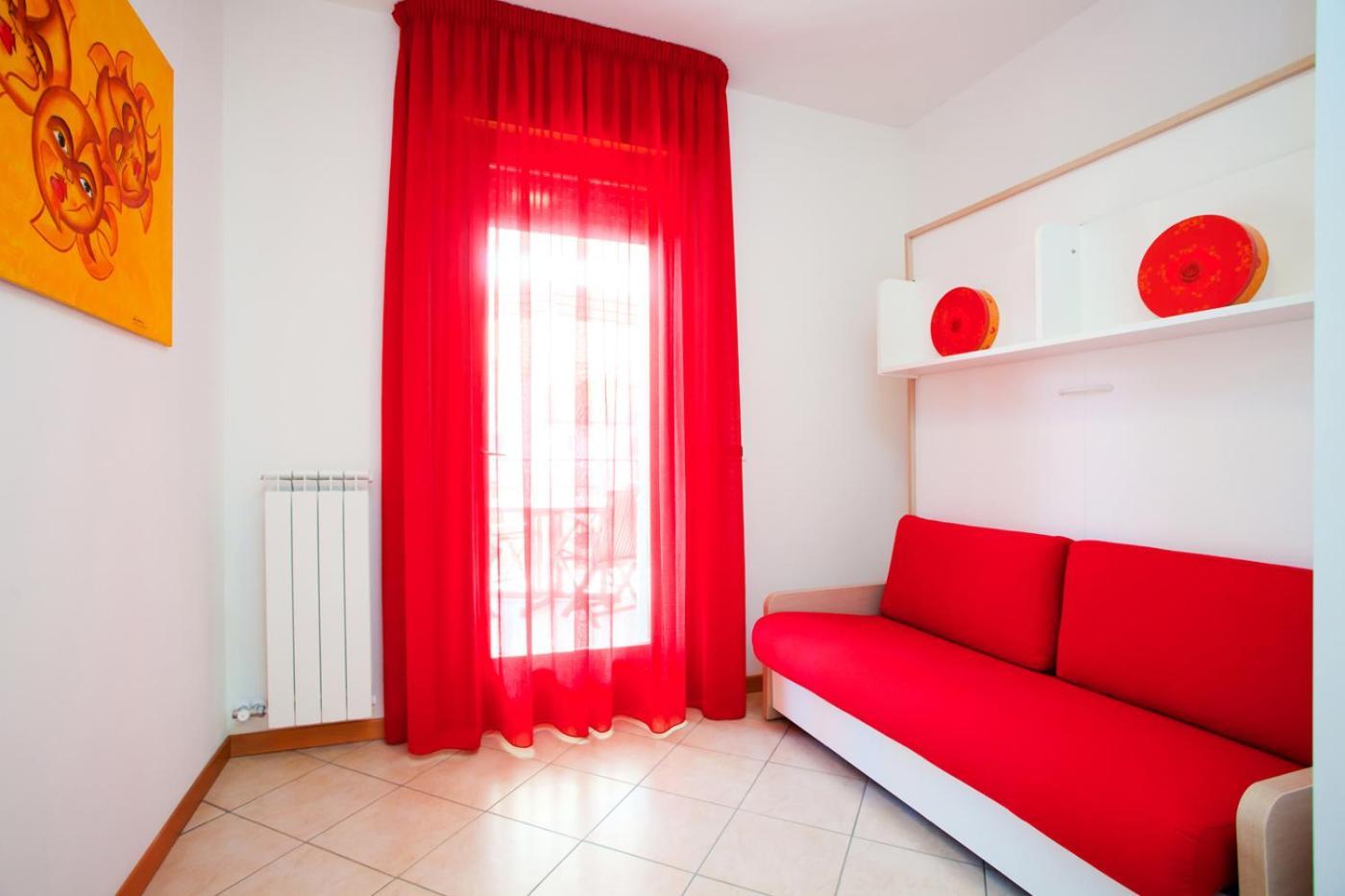 Residence Roberta Con Piscina - Agenzia Cocal Caorle Eksteriør bilde